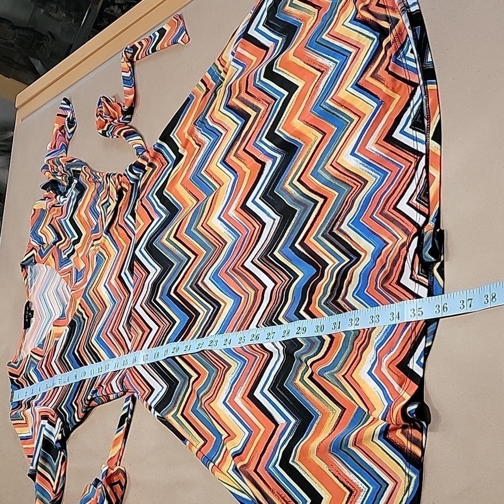 Snap Size M Chevron Pattern Fit & Flare Faux Wrap Dress, Gently Used Condition - Picture 8 of 10